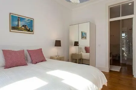 Luxurious Heart Of Principe Real Appartamento
